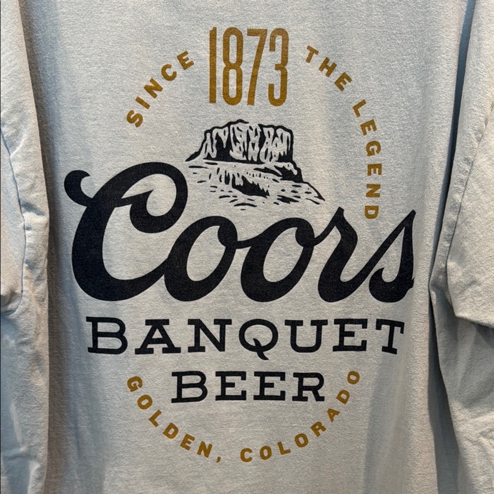 Casual Gray Short Sleeve Tees with Graphic Designs - Picture 2 of 4